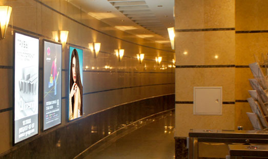 Размещение рекламы на световых панелях в бизнес центре Алексеевская Башня