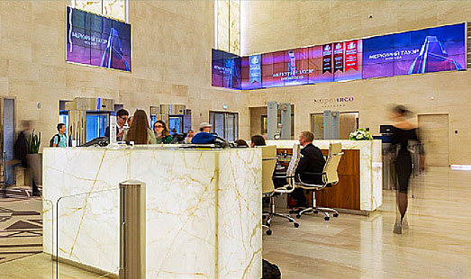 Размещение видеорекламы на digital экранах в холле офисов в МФК Башня Меркурий Сити в деловом центре Москва-Сити